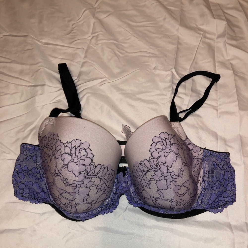 VS Purple Bra